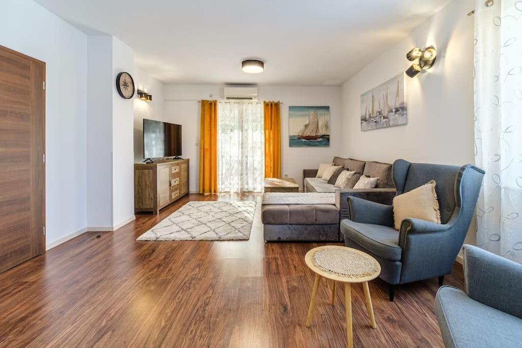 Peters Apartment Sutivan Eksteriør bilde