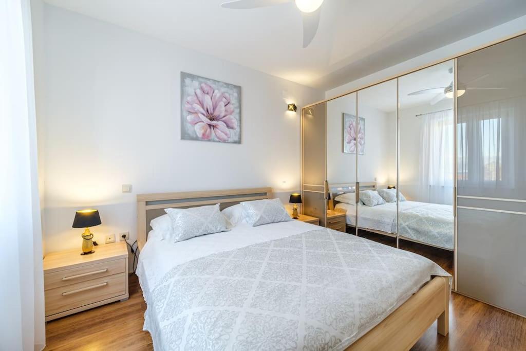Peters Apartment Sutivan Eksteriør bilde