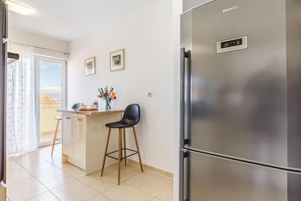 Peters Apartment Sutivan Eksteriør bilde